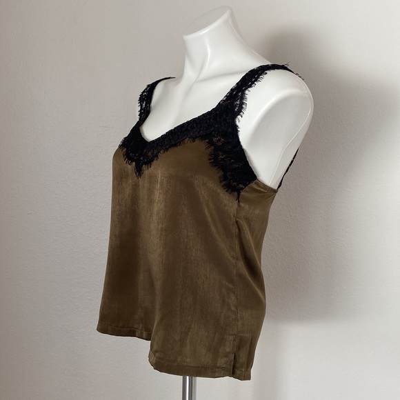 Blooming Jelly Women's Olive Lace Tank Top Size XS - Picture 2 of 8